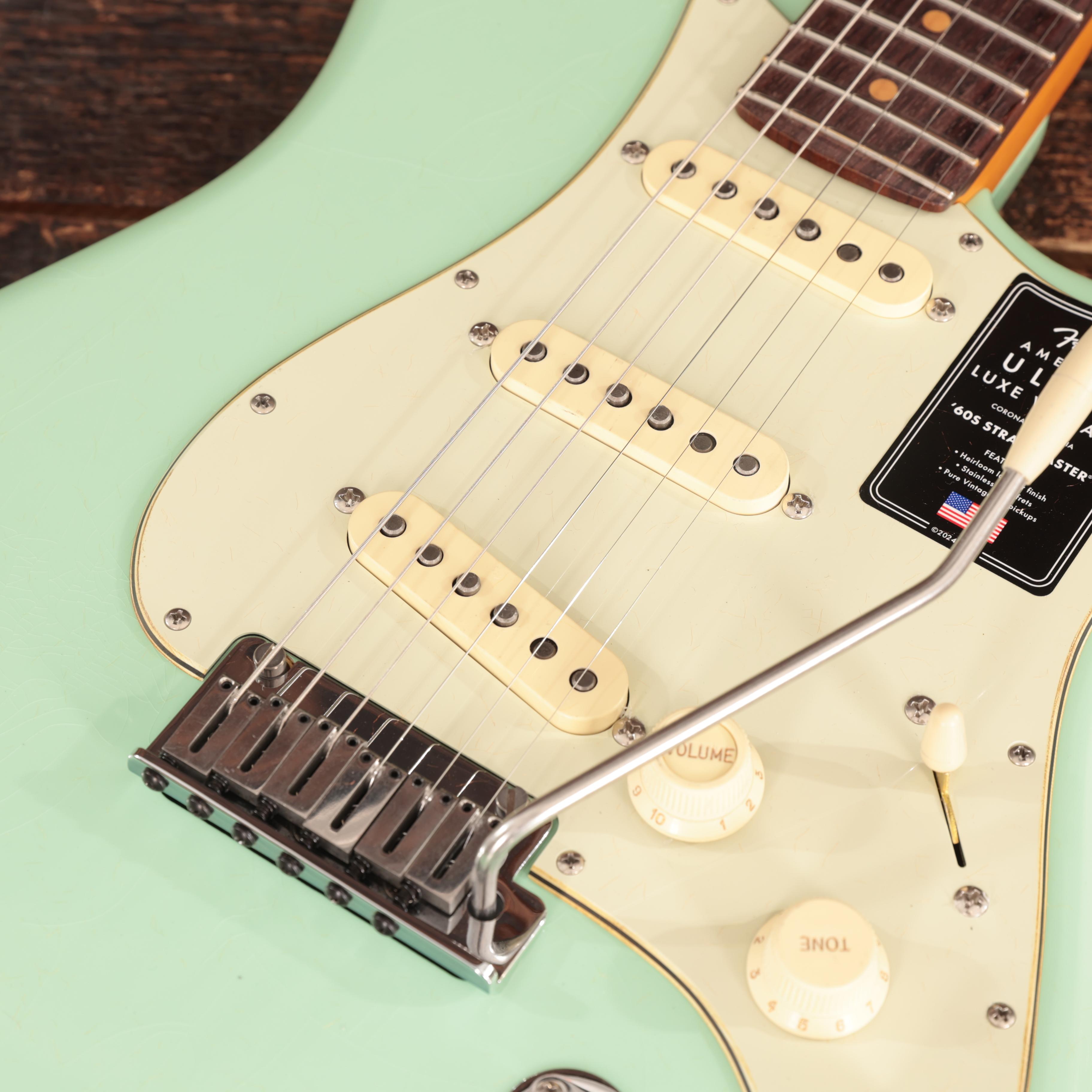 Fender American Ultra Luxe Vintage '60s Stratocaster in Surf Green